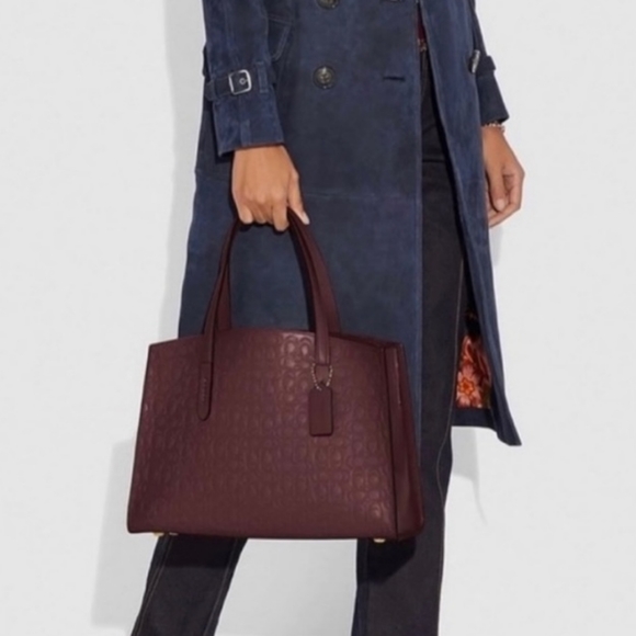 Coach Signature Leather Embossed Purse Bag Rare super Hard to Find Designer NWT - Picture 1 of 7